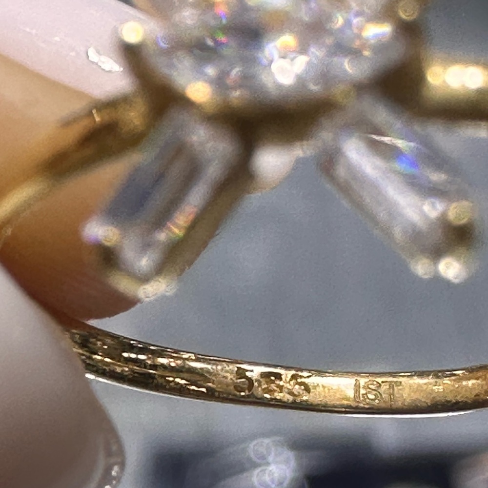 14k solid gold ring - Picture 3 of 3
